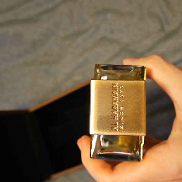 Like new al harmain amber oud gold edition eau de perfume 3.4 ounces - Picture 5 of 7